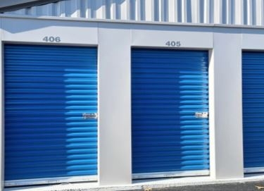 Facility photo: //images.sparefoot.com/medium/2432196928d2a454ba2.jpg