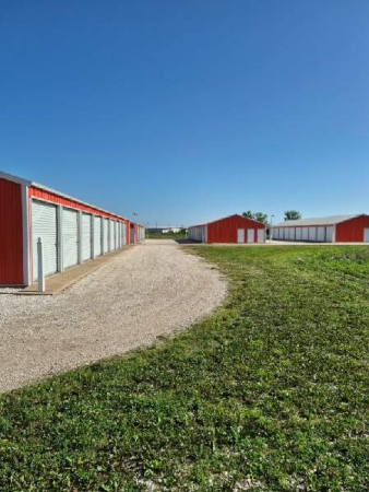 Facility photo: //images.sparefoot.com/medium/2432226965a3534e9c6.jpg