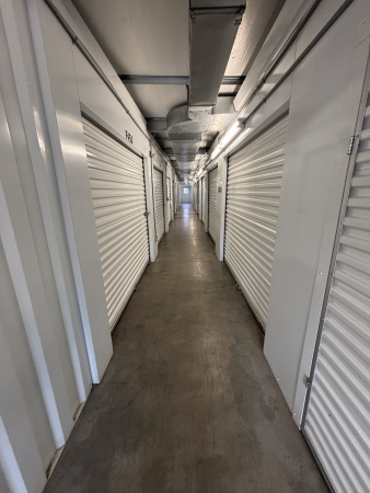 Storage Units at Street Smart Storage - Wilmington - 6947 Market Street