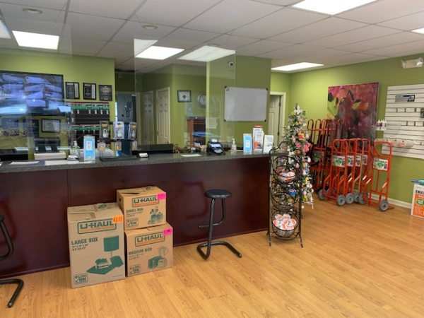 Storage Units at StorMark Self Storage- Newnan Jefferson - 305 Jefferson Street