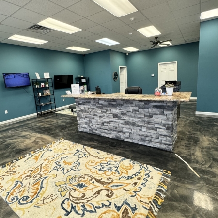 Facility photo: //images.sparefoot.com/medium/243262692f65c91ff2d.jpg