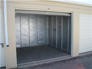 Facility photo: //images.sparefoot.com/medium/2432796932fb73089a4.jpg