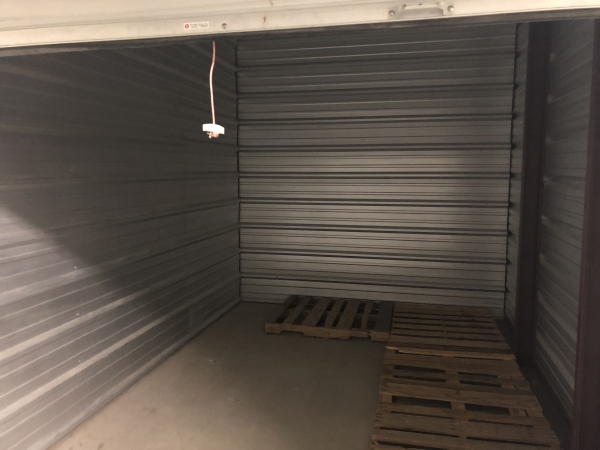 Storage Units at Five Star Storage - Five Star Storage - 40th Ave - 3955 40th Avenue South