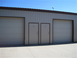 Facility photo: //images.sparefoot.com/medium/24328569309407cd39c.jpg