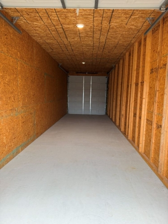 Facility photo: //images.sparefoot.com/medium/24334569403e2b7d7a8.jpg