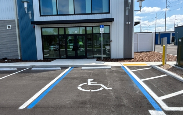 Facility photo: //images.sparefoot.com/medium/24334869c693fa5d0f2.jpg