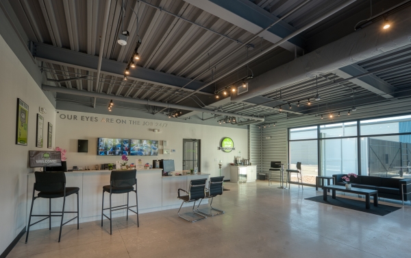 Facility photo: //images.sparefoot.com/medium/24334869ea2e766aa34.jpg