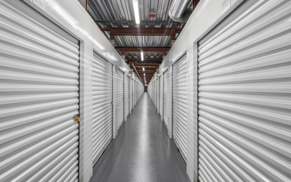 Facility photo: //images.sparefoot.com/medium/2433496a26d6f178ffc.jpg