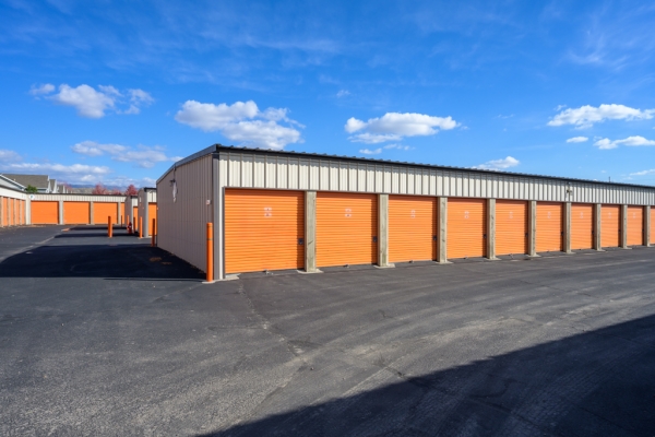 Facility photo: //images.sparefoot.com/medium/2433626938b68634588.jpg