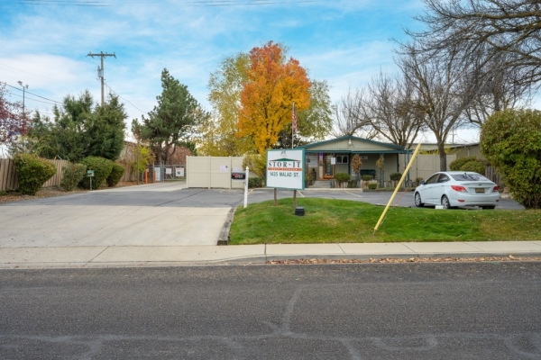 Storage Units at Stor-It Self Storage - Federal Way Location - 1435 West Malad Street