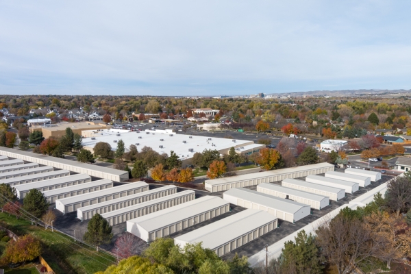 Facility photo: //images.sparefoot.com/medium/2433646938b452de76b.jpg