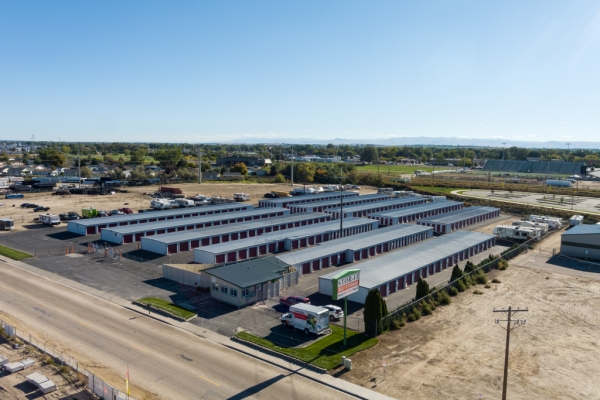 Facility photo: //images.sparefoot.com/medium/24336869382aadd5cb8.jpg