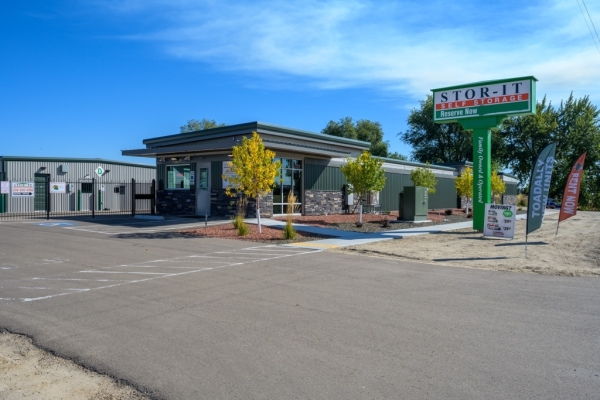 Storage Units at Stor-It Self Storage - Kings Road Location - 58 North Kings Road