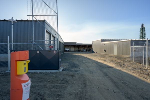 Facility photo: //images.sparefoot.com/medium/243374693830b3e9795.jpg