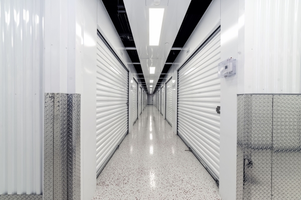 Facility photo: //images.sparefoot.com/medium/243382693977f3127fc.jpg