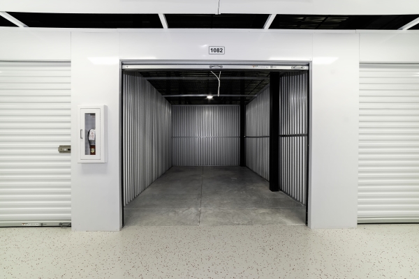 Facility photo: //images.sparefoot.com/medium/243382693978083e596.jpg