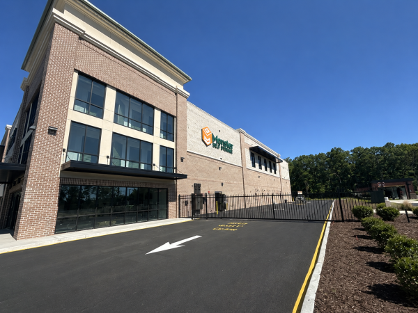 Facility photo: //images.sparefoot.com/medium/2433836a3d8cbfe861e.png
