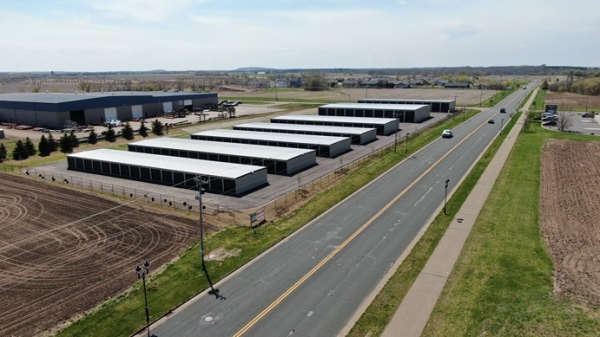 Facility photo: //images.sparefoot.com/medium/2433956943ead6eb35f.jpg