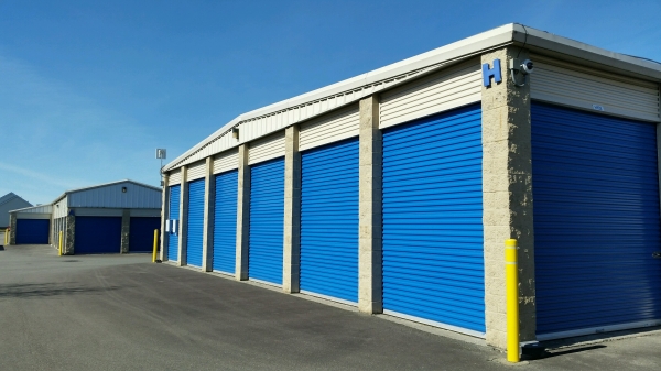 Facility photo: //images.sparefoot.com/medium/2434096939c33e0b7c1.jpg