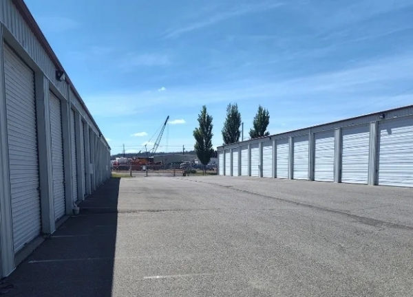 Facility photo: //images.sparefoot.com/medium/243414693c2c151b8ee.jpg