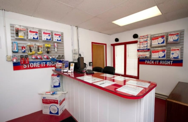 Facility photo: //images.sparefoot.com/medium/24341569d9710528407.jpg