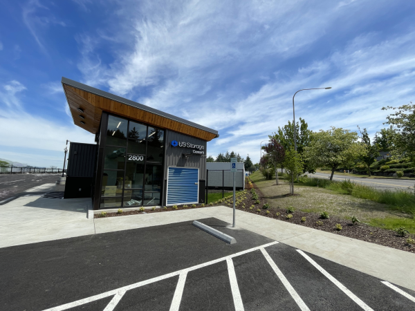 Facility photo: //images.sparefoot.com/medium/2434176a42edaf10dfa.png
