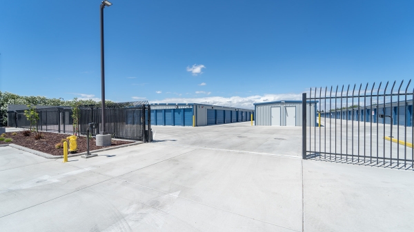 Facility photo: //images.sparefoot.com/medium/243418693b461e5e584.jpg