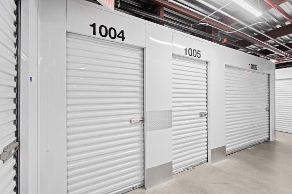 Facility photo: //images.sparefoot.com/medium/243438693b1f283c286.jpg