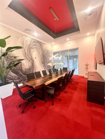 Facility photo: //images.sparefoot.com/medium/24344869495563adb36.jpg