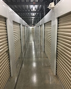 Facility photo: //images.sparefoot.com/medium/2435526973a04cf3b2b.jpg