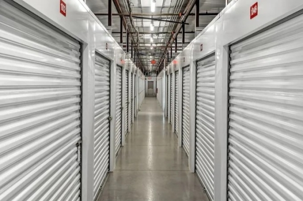 Facility photo: //images.sparefoot.com/medium/2436206945acf7bb2e4.jpg