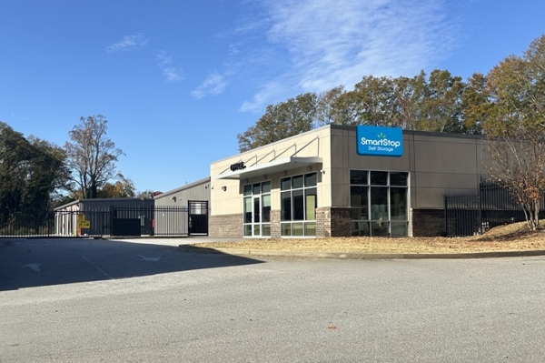 Storage Units at SmartStop Self Storage - Spartanburg - 899 E Main St - 899 East Main Street