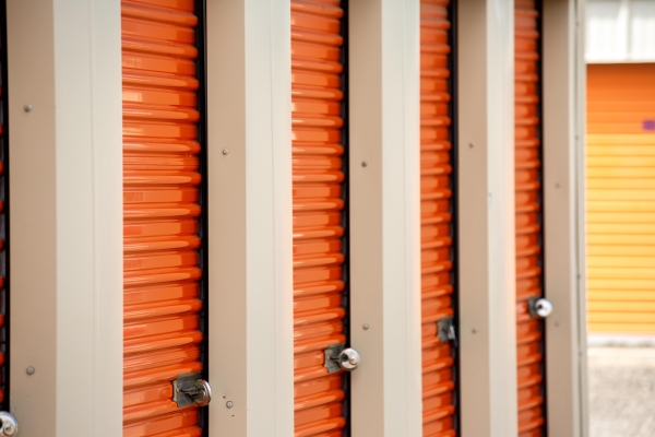 Facility photo: //images.sparefoot.com/medium/2436316945df8cd92c5.jpg