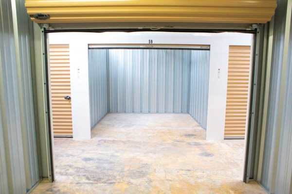 Facility photo: //images.sparefoot.com/medium/2436346945e53c3f260.jpg