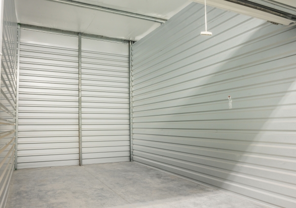 Facility photo: //images.sparefoot.com/medium/243650696429c9a221a.jpg