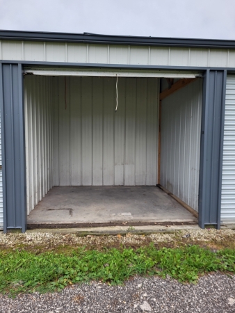 Storage Units at Oglesby Storage - North Columbia Ave. - 220 North Columbia Avenue