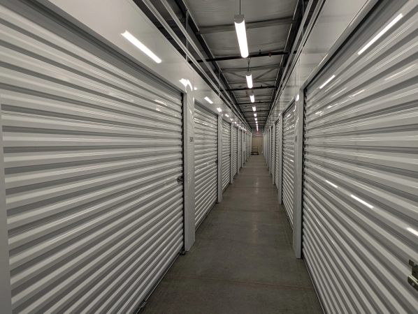 Facility photo: //images.sparefoot.com/medium/2436826957e9aa7adde.jpg