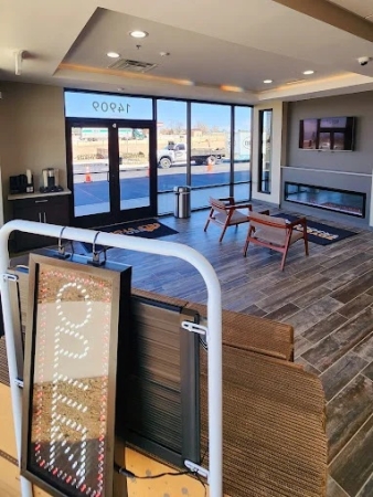 Facility photo: //images.sparefoot.com/medium/243694695c35aa02522.jpg