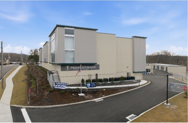 Facility photo: //images.sparefoot.com/medium/243708695d6c7f2c60d.jpg