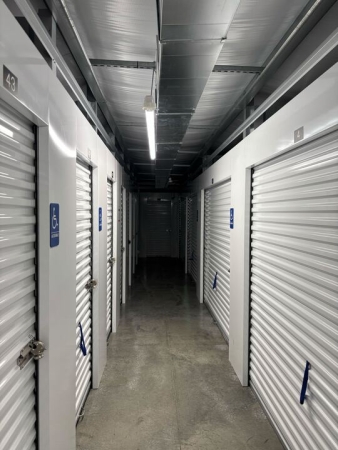 Facility photo: //images.sparefoot.com/medium/24372869653a8d16333.jpg