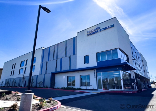 Facility photo: //images.sparefoot.com/medium/24373569de068b72062.jpg