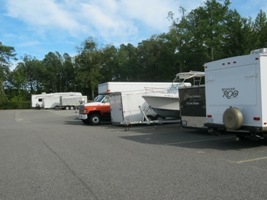 Facility photo: //images.sparefoot.com/medium/243738695fcb2ae32dd.jpg