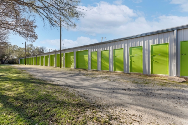 Storage Units at Greenkey Storage - Corsicana - 305 South 38th Street