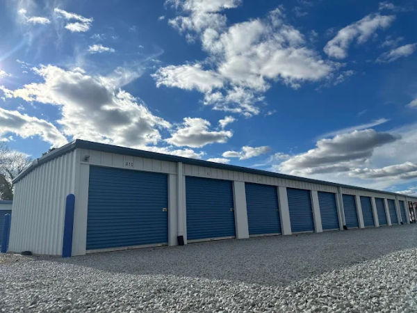 Facility photo: //images.sparefoot.com/medium/243756696fd29f72a62.png