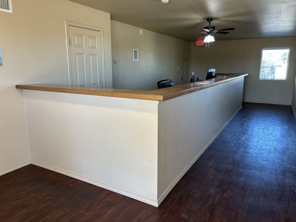 Facility photo: //images.sparefoot.com/medium/2438616994303cb929a.jpg