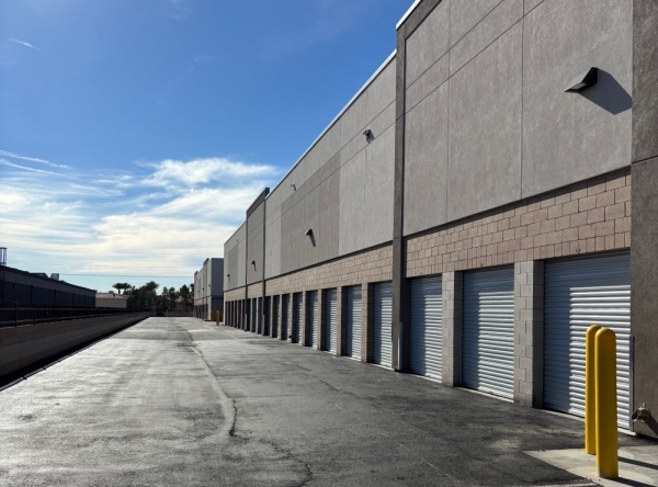 Storage Units at Extra Space Storage - 6964 - Las Vegas - 6909 W Charleston Blvd - 6909 West Charleston Boulevard