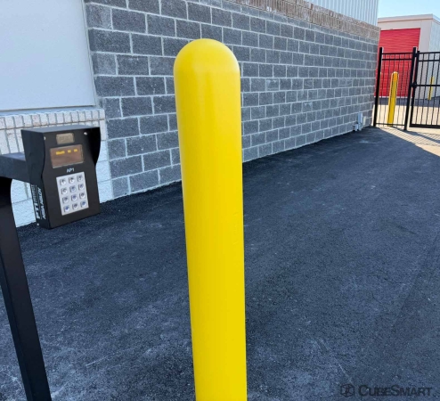 Facility photo: //images.sparefoot.com/medium/243922698d8c14b4e7e.jpg