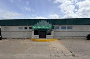 Facility photo: //images.sparefoot.com/medium/2439476a0da5b71205c.jpg
