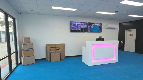 Facility photo: //images.sparefoot.com/medium/24394869943099eb205.jpg