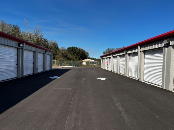 Facility photo: //images.sparefoot.com/medium/24398769825365a2eb4.jpg